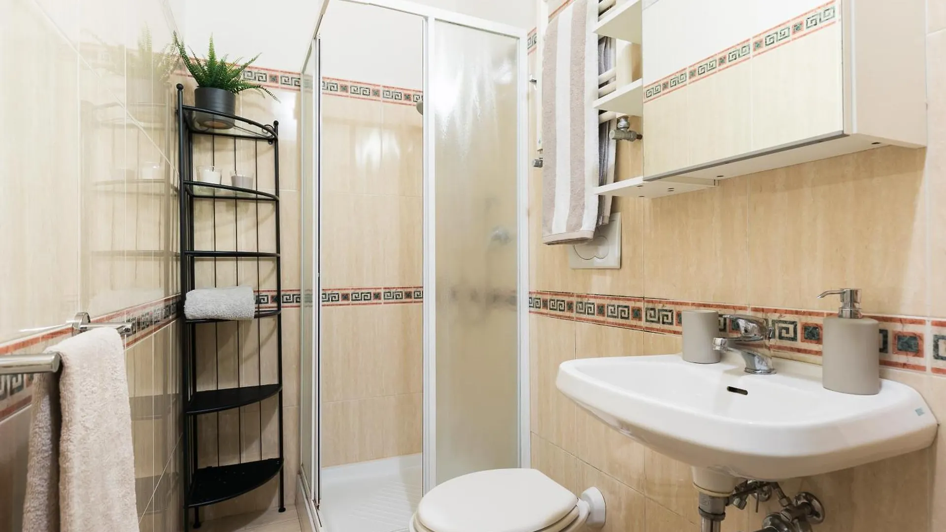 Home Domus Giulio Cesare - Vatican Museum Rome Apartment