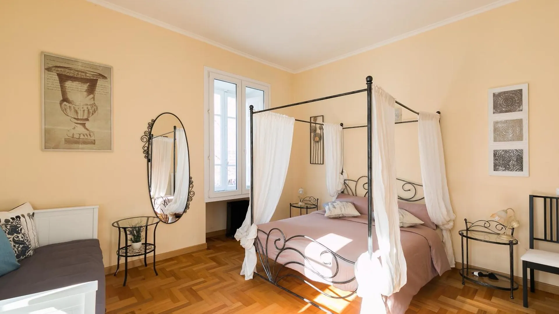 Home Domus Giulio Cesare - Vatican Museum Rome Apartment